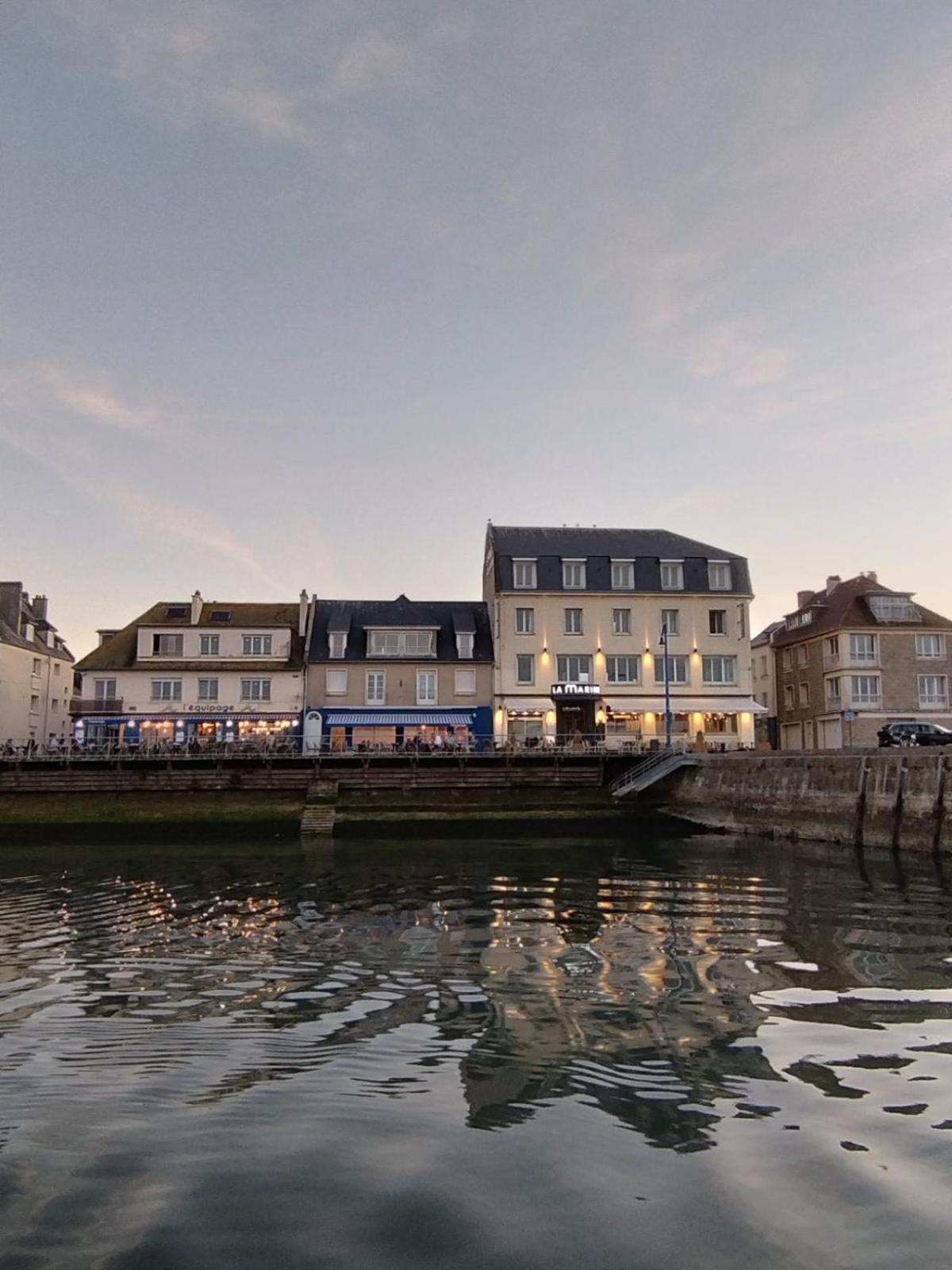 Le Grand Hotel De La Marine Port-en-Bessin-Huppain Εξωτερικό φωτογραφία