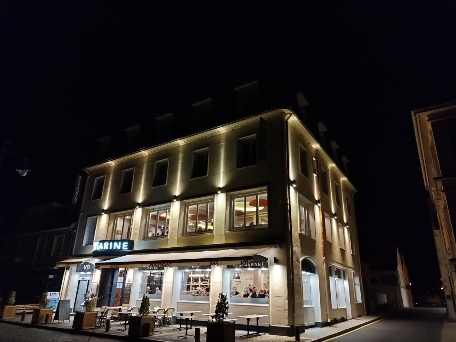 Le Grand Hotel De La Marine Port-en-Bessin-Huppain Εξωτερικό φωτογραφία